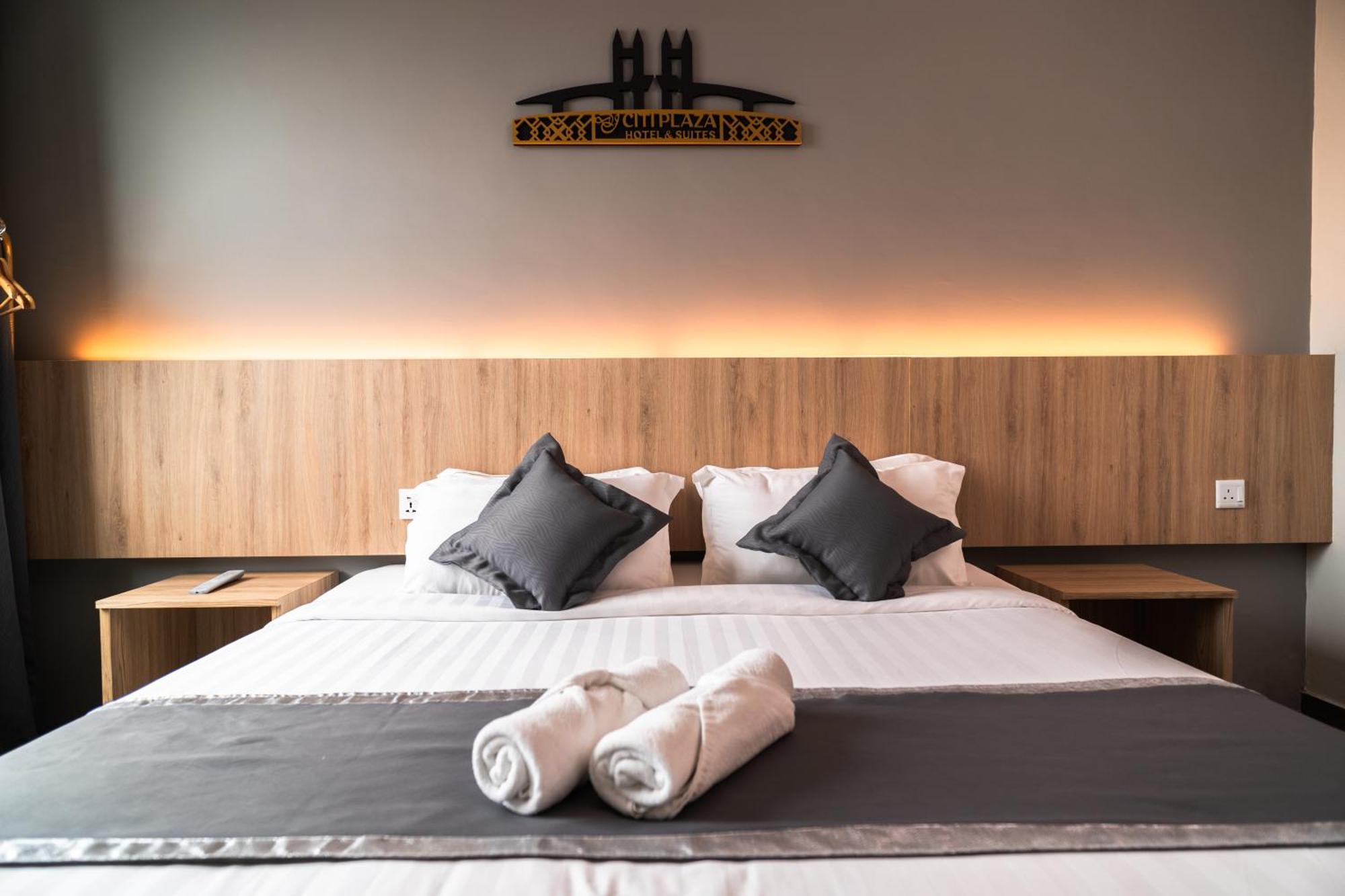 Dj Citi Plaza Hotel & Suites クアラ・トレンガヌ エクステリア 写真